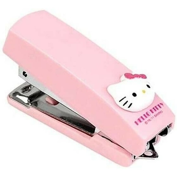 Sanrio Hello Kitty Mini Stapler Pink School Office Desk Work Cute Kawaii Gift - Picture 1 of 2